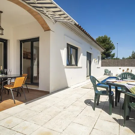 Casa L'escala, 3 Dormitorios, 6 Personas - Es-325-22 Holiday home Torroella De Montgri