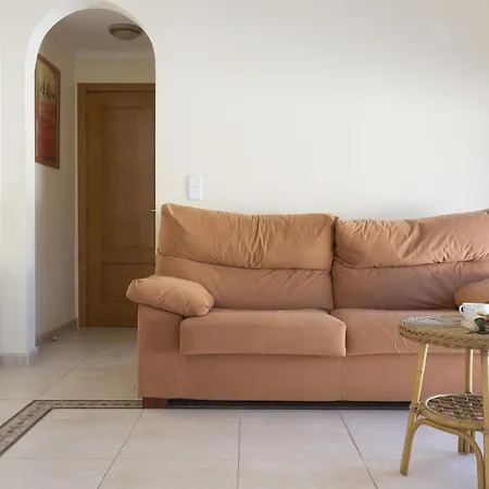 Holiday home Casa L'escala, 3 Dormitorios, 6 Personas - Es-325-22 *